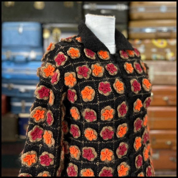 90s Moschino Flower Sweater Coat - Picture 2 of 16